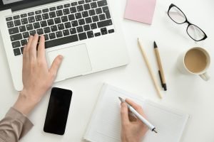 graphic freelancer designer in muscat oman