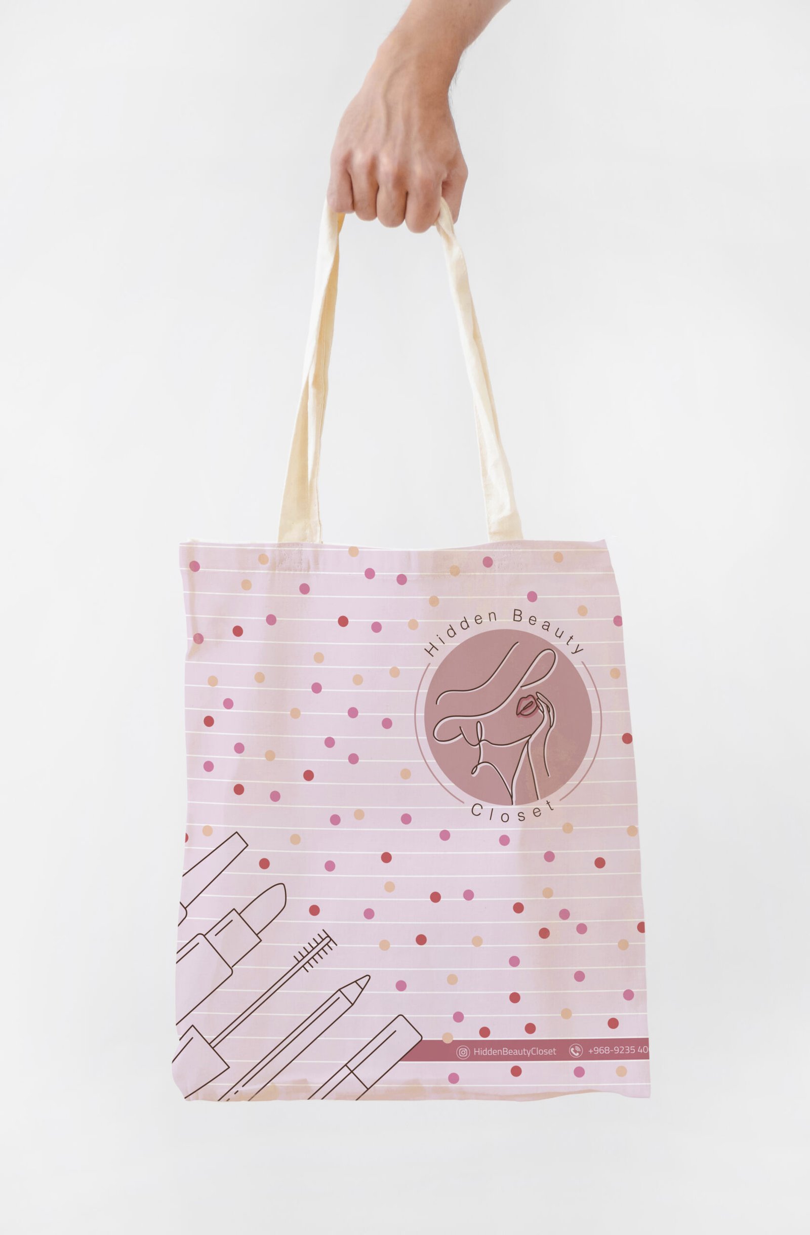 Fashion bag design and logo for a boutique fashion brand in Oman, showcasing modern visual identity and branding elements